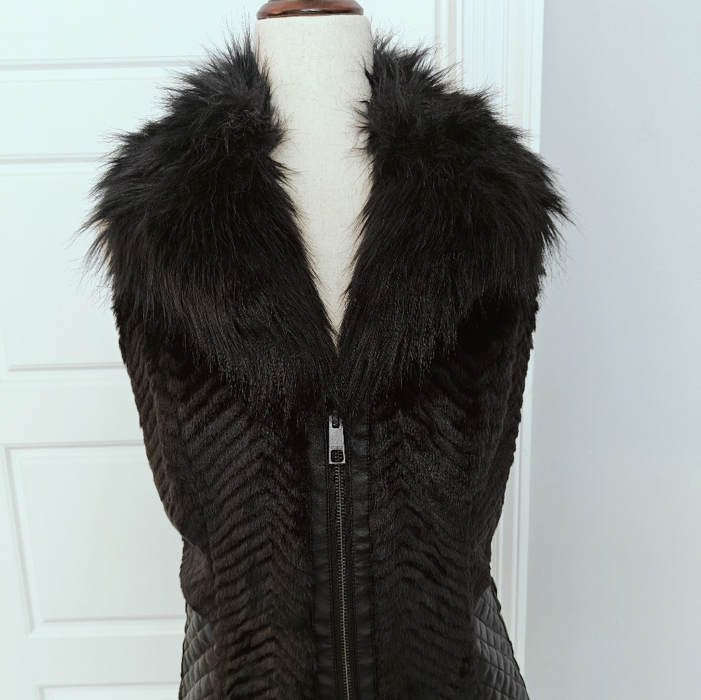 Guess vest